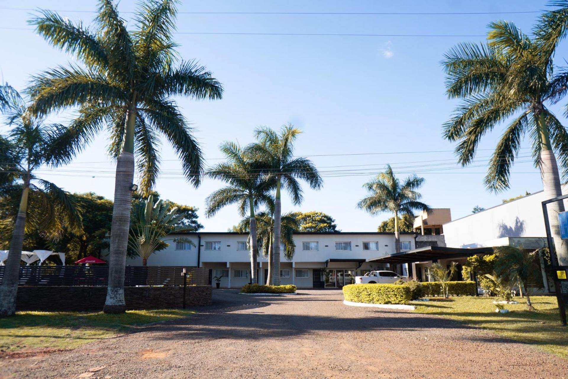 Hotel Oaky Posadas Exterior foto