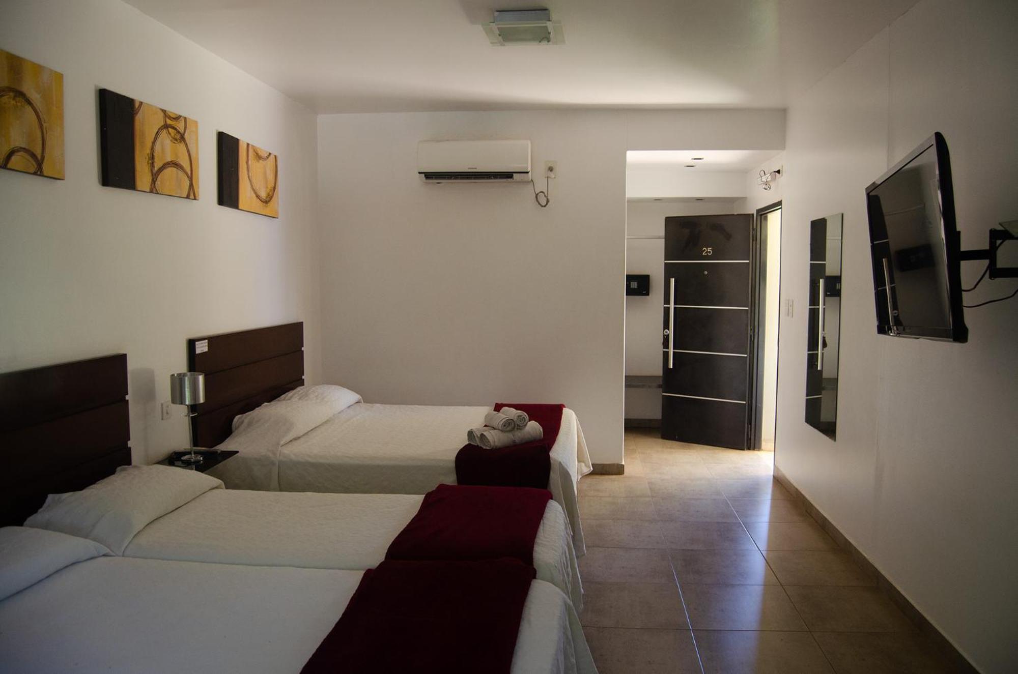 Hotel Oaky Posadas Quarto foto